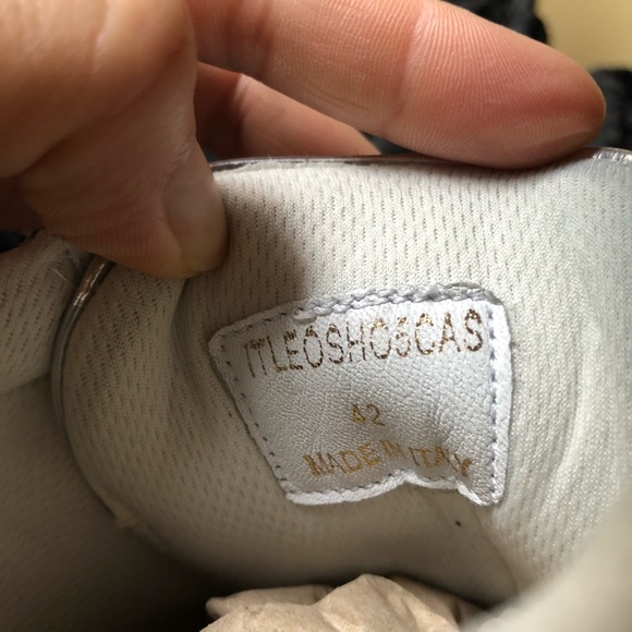 Burberry Regis Metallic Silver - Picture 8 of 8